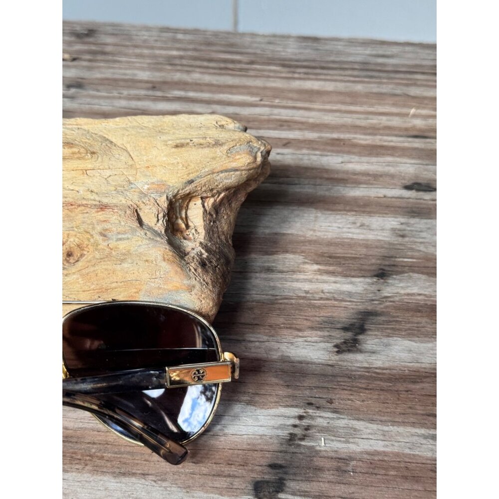 Tory Burch TY6010 1402/1E Gold Polarized Aviator Sunglasses Brown Gradient 58mm - Picture 13 of 16